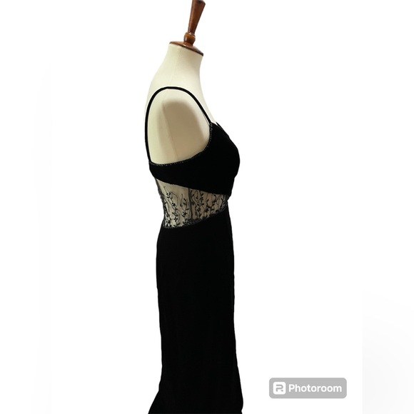 NWT Precious Formals Size 10 Black Velvet Gown with Sheer mid and back and beads - Picture 8 of 15
